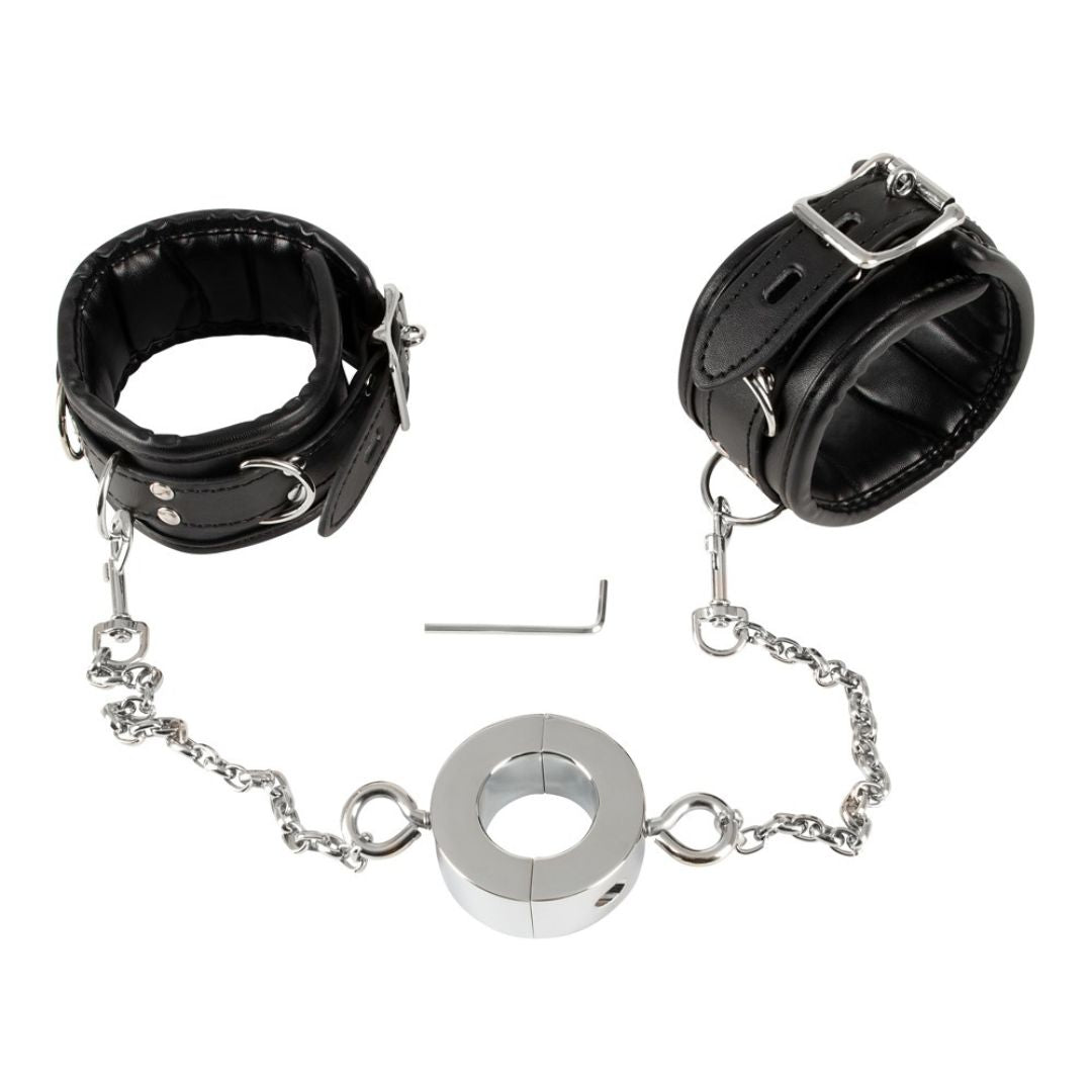 Handfesseln plus Penisring